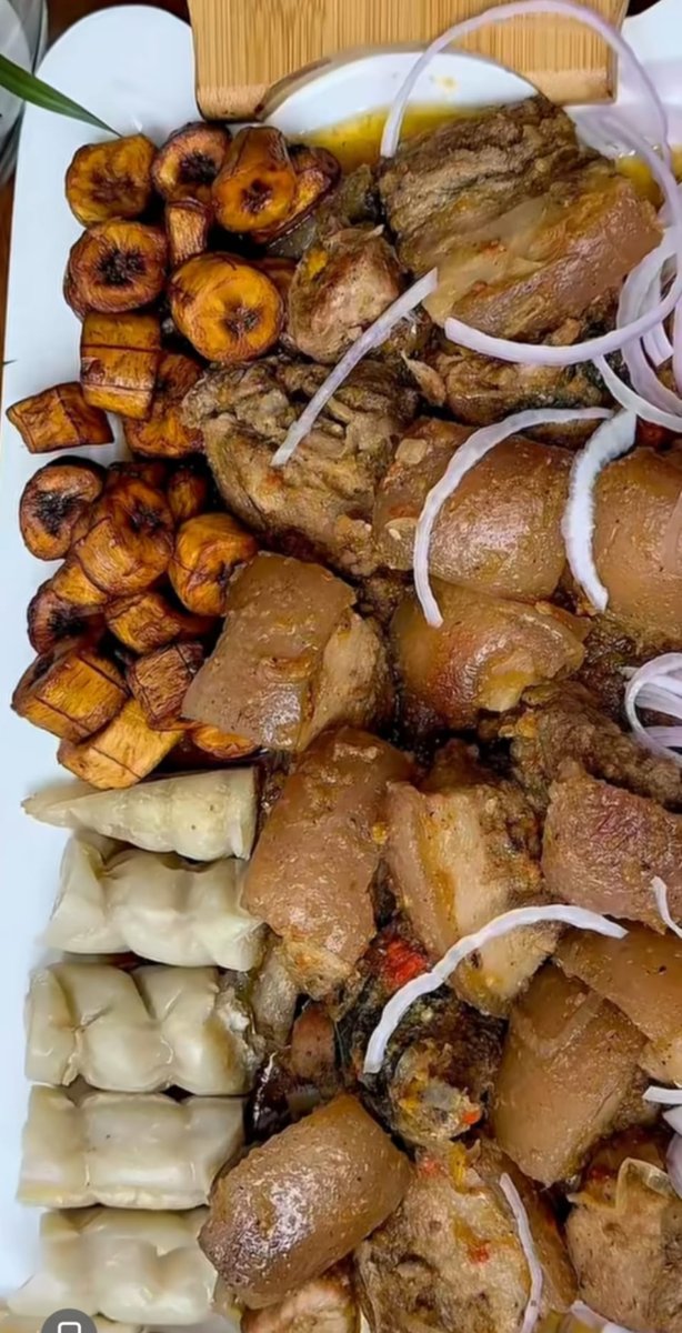 Plat du restaurant de l'Hôtel La Fraîcheur — Spécialités